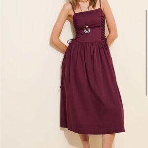 Chic Burgundy Midi Dress